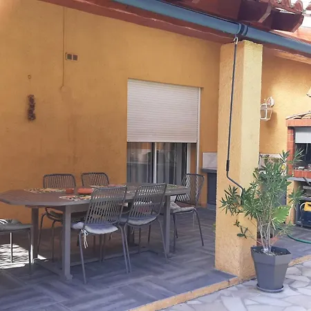 Villa Villa, 4 Et Piscine Privee